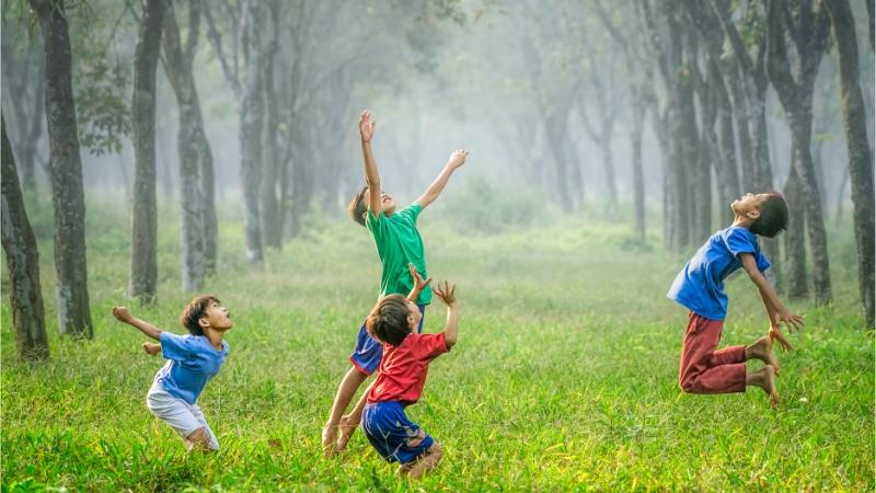 子どもと散歩